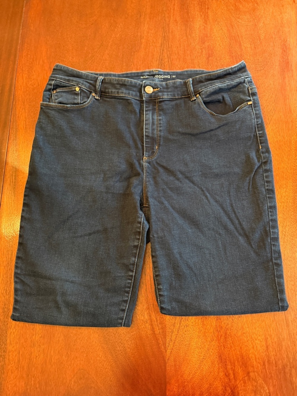 Chico's Dark Blue Platinum Jeggings size 2.5